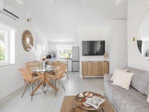 Apartment in Slatine with Terrace