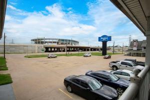 Rodeway Inn Waco Downtown near University