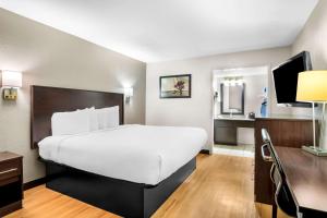 Rodeway Inn Waco Downtown near University