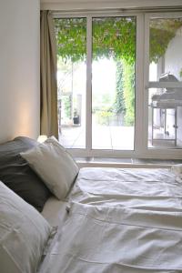 ViDa Prostorný 220 m2 3BR Apartmán s Krbem a Zahradou, Ideální pro Rodiny