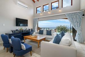 San Lameer Villa 14329 - 4 Bedroom Deluxe - 8 pax - San Lameer Rental Agency