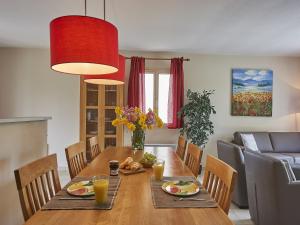 Holiday Home in Lanzac with Private Garden