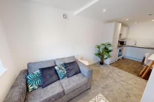 Springhead Apartment
