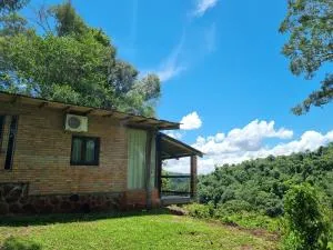 Cueva Miní Lodge & Adventure - Puerto Avellaneda