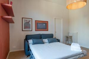 Familia Apartaments - 252 by HAPPYHOSTORINO