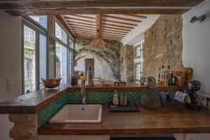 Maisons de vacances Maison d-exception au coeur de Goult : photos des chambres