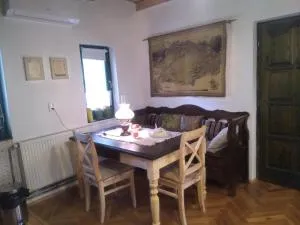 Arka Patak vendégház - Fony