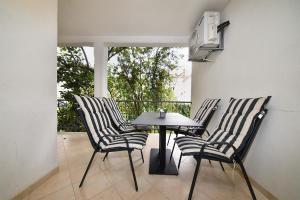 Apartments Romano 1099