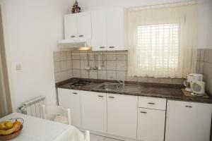 Apartments Araz