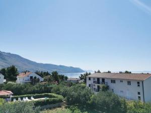 Apartments Jaki