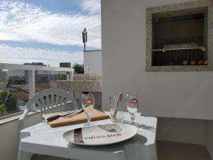 2 quadras da Praia, Piscina e Churrasqueira P1595