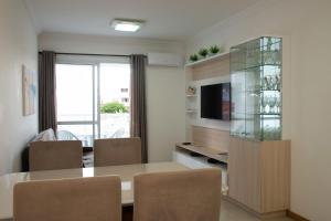 2 quadras da Praia, Piscina e Churrasqueira P1595