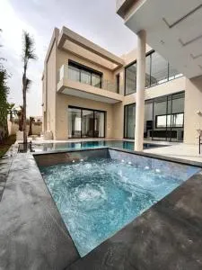 Villa Kenza piscine et jacuzzi chauffée - El Harkat