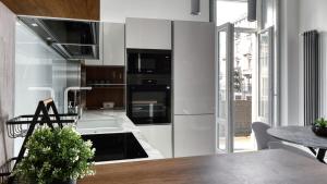 Farini 74 Design Apartment - Metro M3 WiFi AC