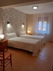 HOTEL RURAL ORQUIDEA - Fuentes de Peñacorada