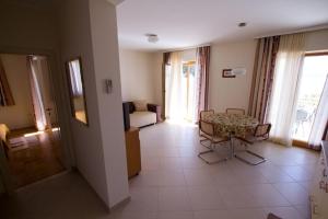 Apartments Lada 