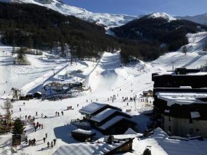 Studio 4 pers au pied des pistes avec balcon - FR-1-322-550