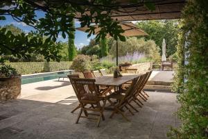 Villas Superbe Mas provencal, entre Gordes et Roussillon : photos des chambres