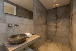 Welcome in - Luxe appartement in de hoofdstraat, met balkon en airco - Domburg