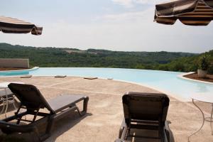 Villas Villa spacieuse avec piscine privee au Vigan 350 m² : photos des chambres