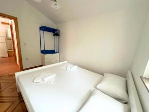 Apartments Bella Sky IIIIV