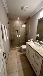 Private Balcony 1 Garage Parking Sleeps 6