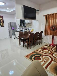 Separate house with swimming pool