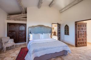 Villas Elegant Provenal Villa in Bonnieux with Garden Private Pool - La Bcasse : photos des chambres
