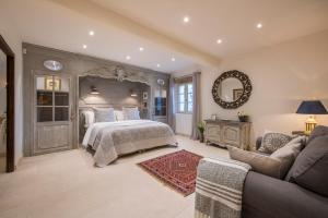 Villas Elegant Provenal Villa in Bonnieux with Garden Private Pool - La Bcasse : photos des chambres