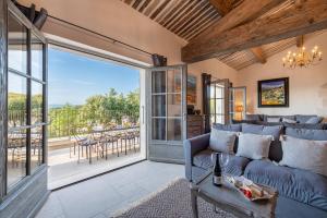 La Becasse Heritage Pool Manor