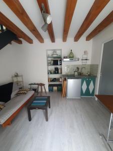 Lulus Lovely City Center House Le Mans