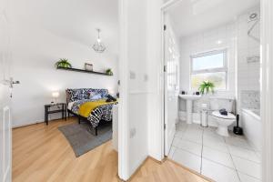 Cozylease 3BR In Canary Wharf,Garden, Home Gym, Sports Channel,Workspace