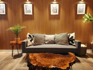 Liverpool Manhattan Apartments