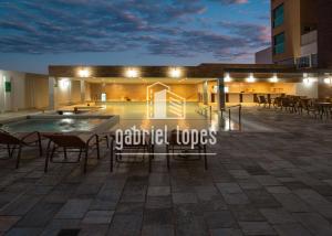 Piazza DiRoma com Entrada Grátis no Acqua Park