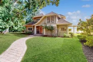 The W - Port Blakely