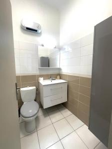 LITTLE ATHENA - Gare St Charles - Vieux Port