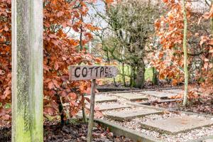 NEW Hello Zeeland - Cozy Country Cottage