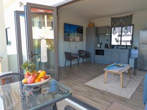 Maenam Hills Apartments