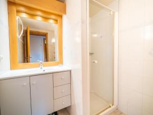 Appartements Appartement 3 chambres avec terrasse, centre village, piste et commerces a pied, garage et WIFI - FR-1-437-104 : photos des chambres