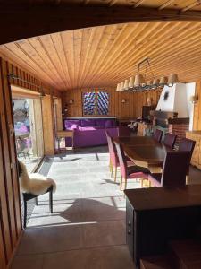 Ski In&Out, Lenzerheide freistehendes Top CHALET, urchig, gross