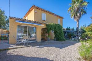 Maisons de vacances Gite Hubert avec piscine : photos des chambres