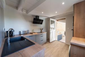 Maisons de vacances Le Verger : gite familial avec piscine : photos des chambres