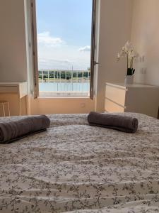 Appartements Appartement neuf, vue sur saone : photos des chambres