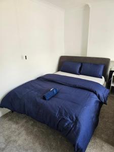 Mansfield 30 x DM for Weekly or Monthly Deals x Sleeps 10, Free Parking x Wifi