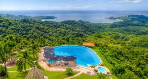 Las Ventanas del Mar-Ridge Condo #13