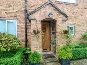 The Hare Burrows - Chelford