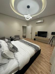 أستديو هادي وراقي