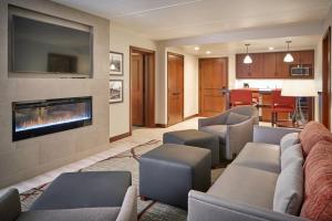 Inn on Woodlake