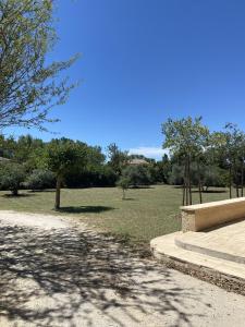 Sejours a la campagne Mas Les Coutilles : Chambre Quadruple Supérieure 