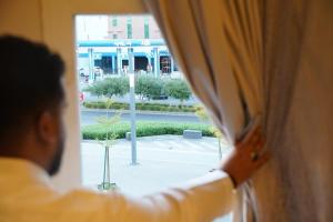 دوش للشقق المخدومة